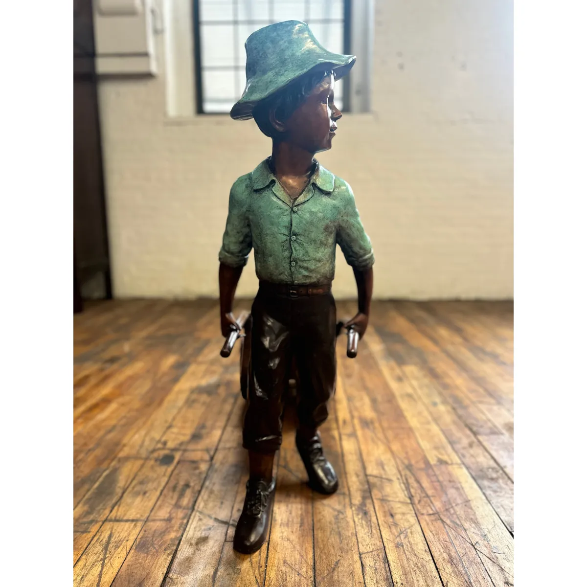 Little Gardener Bronze Statue